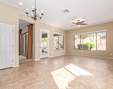 1814 W Wayne Lane - Photo Thumbnail 20