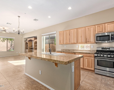 1814 W Wayne Lane - Photo Thumbnail 22