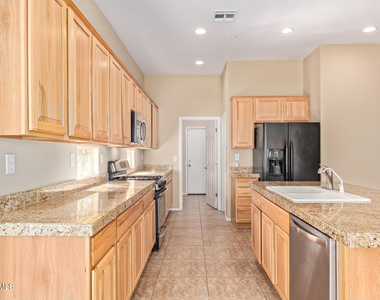 1814 W Wayne Lane - Photo Thumbnail 26