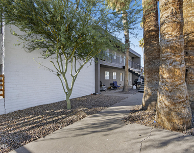 2925 N 38th Street - Photo Thumbnail 16