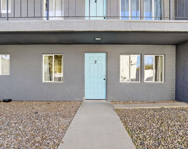 2925 N 38th Street - Photo Thumbnail 18