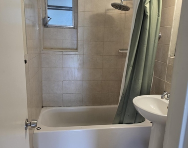 5926 Taft Street - Photo Thumbnail 3