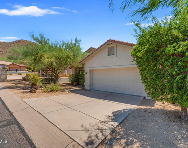 13867 E Paradise Lane - Photo Thumbnail 2