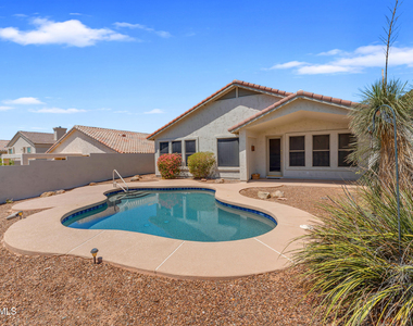 13867 E Paradise Lane - Photo Thumbnail 38