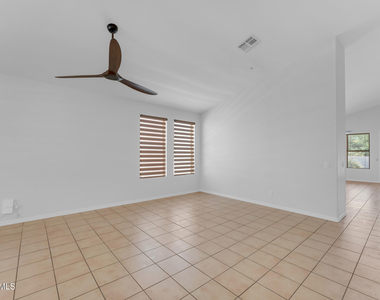 13867 E Paradise Lane - Photo Thumbnail 19
