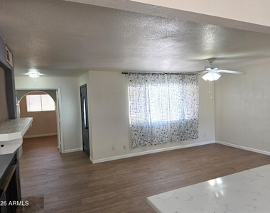 1736 E Frye Road - Photo Thumbnail 9