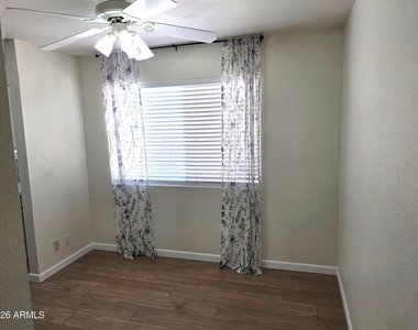 1736 E Frye Road - Photo Thumbnail 20
