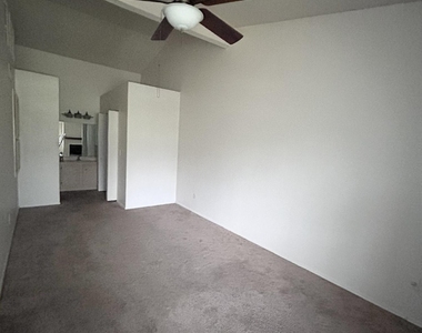 625 S Westwood -- - Photo Thumbnail 12