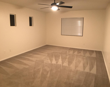17584 W Acacia Court - Photo Thumbnail 50