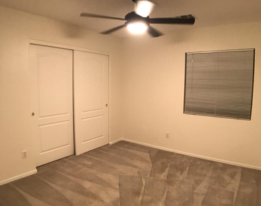 17584 W Acacia Court - Photo Thumbnail 49