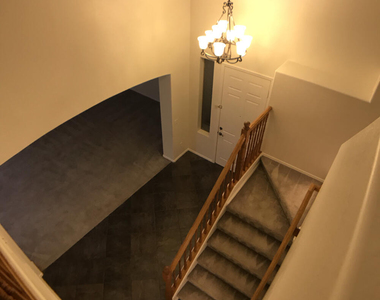 17584 W Acacia Court - Photo Thumbnail 32