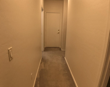 17584 W Acacia Court - Photo Thumbnail 44