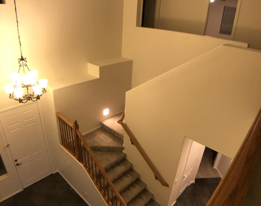 17584 W Acacia Court - Photo Thumbnail 34