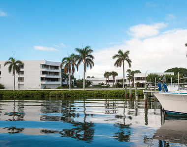 3701 S Flagler Drive - Photo Thumbnail 5