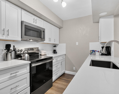 2301 S Ocean Boulevard - Photo Thumbnail 13