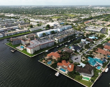 109 Paradise Harbour Boulevard - Photo Thumbnail 3