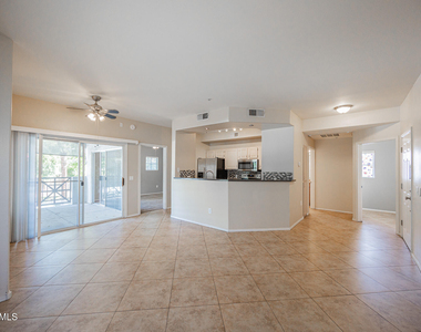 600 W Grove Parkway - Photo Thumbnail 5