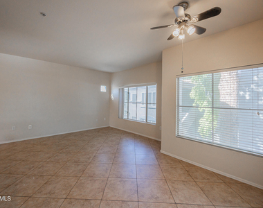 600 W Grove Parkway - Photo Thumbnail 7