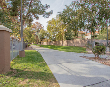 600 W Grove Parkway - Photo Thumbnail 20