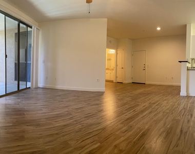 1701 E Colter Street - Photo Thumbnail 9