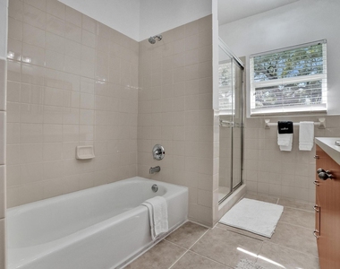 833 Sw 17th Street - Photo Thumbnail 28