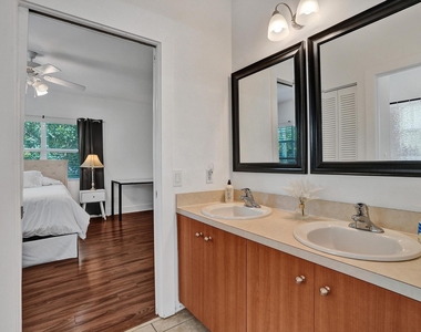 833 Sw 17th Street - Photo Thumbnail 37