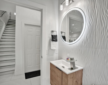 833 Sw 17th Street - Photo Thumbnail 19