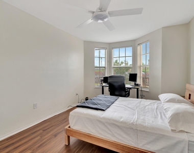 1207 Belmont Place - Photo Thumbnail 34