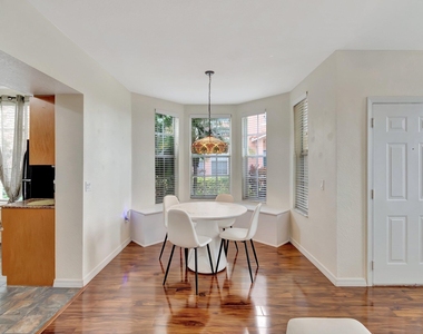 1207 Belmont Place - Photo Thumbnail 16