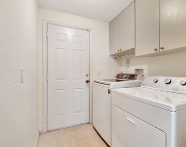 1207 Belmont Place - Photo Thumbnail 30