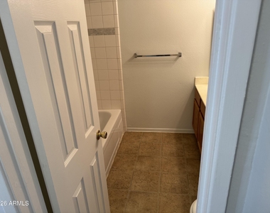 1816 W Tuckey Lane - Photo Thumbnail 17