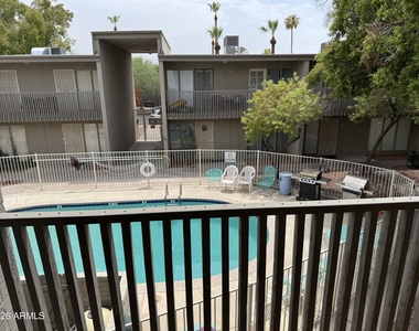 1816 W Tuckey Lane - Photo Thumbnail 23