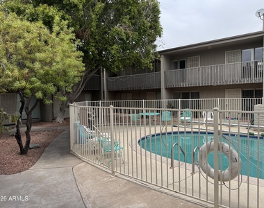 1816 W Tuckey Lane - Photo Thumbnail 2