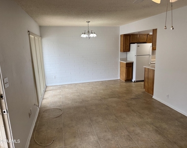 1816 W Tuckey Lane - Photo Thumbnail 5