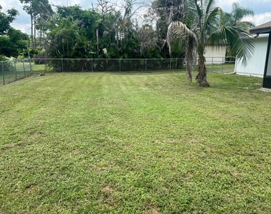 7105 North Boulevard - Photo Thumbnail 15