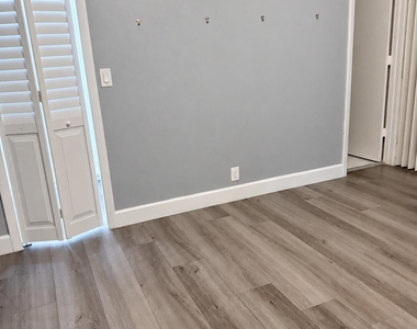 7975 Nw 8th Street - Photo Thumbnail 17
