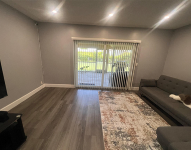 7975 Nw 8th Street - Photo Thumbnail 11