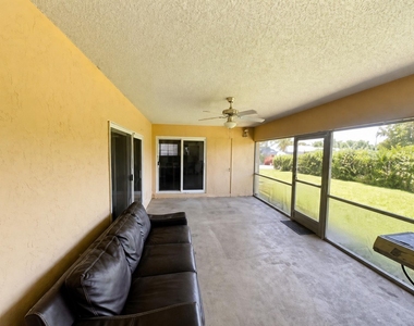 7975 Nw 8th Street - Photo Thumbnail 20