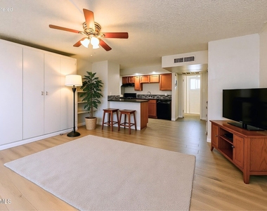6320 N 16th -- - Photo Thumbnail 3
