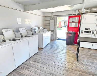 6320 N 16th -- - Photo Thumbnail 14