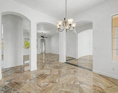 1900 E Woodsman Place - Photo Thumbnail 10