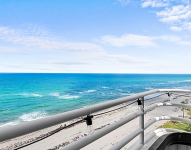 2901 S Ocean Boulevard - Photo Thumbnail 3