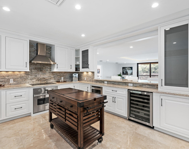 2785 Polo Island Drive - Photo Thumbnail 28