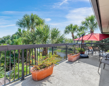 2785 Polo Island Drive - Photo Thumbnail 6