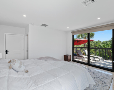 2785 Polo Island Drive - Photo Thumbnail 36