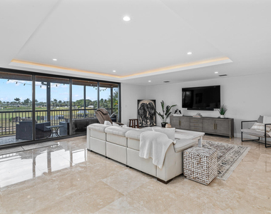 2785 Polo Island Drive - Photo Thumbnail 18