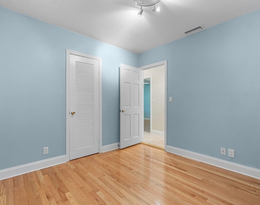 317 Ne 2nd Street - Photo Thumbnail 19