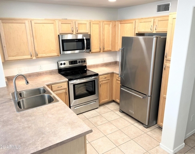 9233 E Neville Avenue - Photo Thumbnail 7