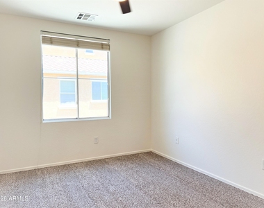 9233 E Neville Avenue - Photo Thumbnail 14