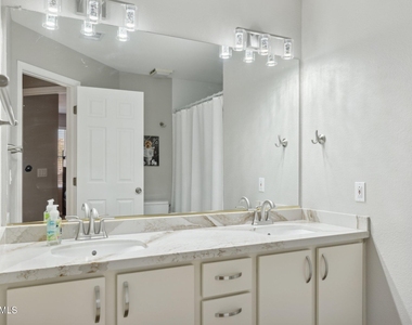 16630 N 61st Place - Photo Thumbnail 26